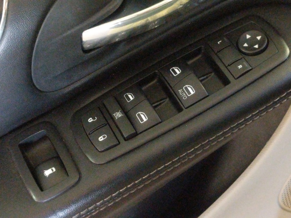 2014 Chrysler Town and Country - Driver Power Windows/Lock Control
