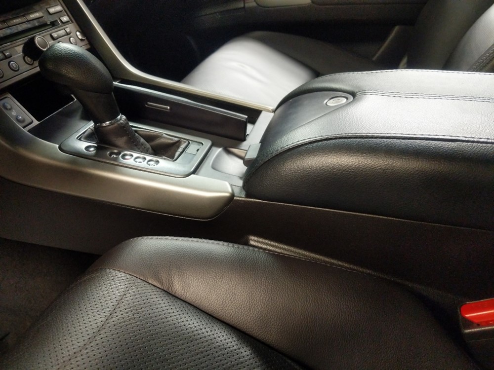 2010 Acura RDX - Center Console/Cup Holders