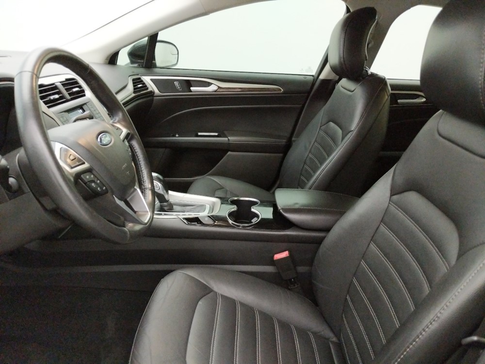 2014 Ford Fusion - Driver Front Seat