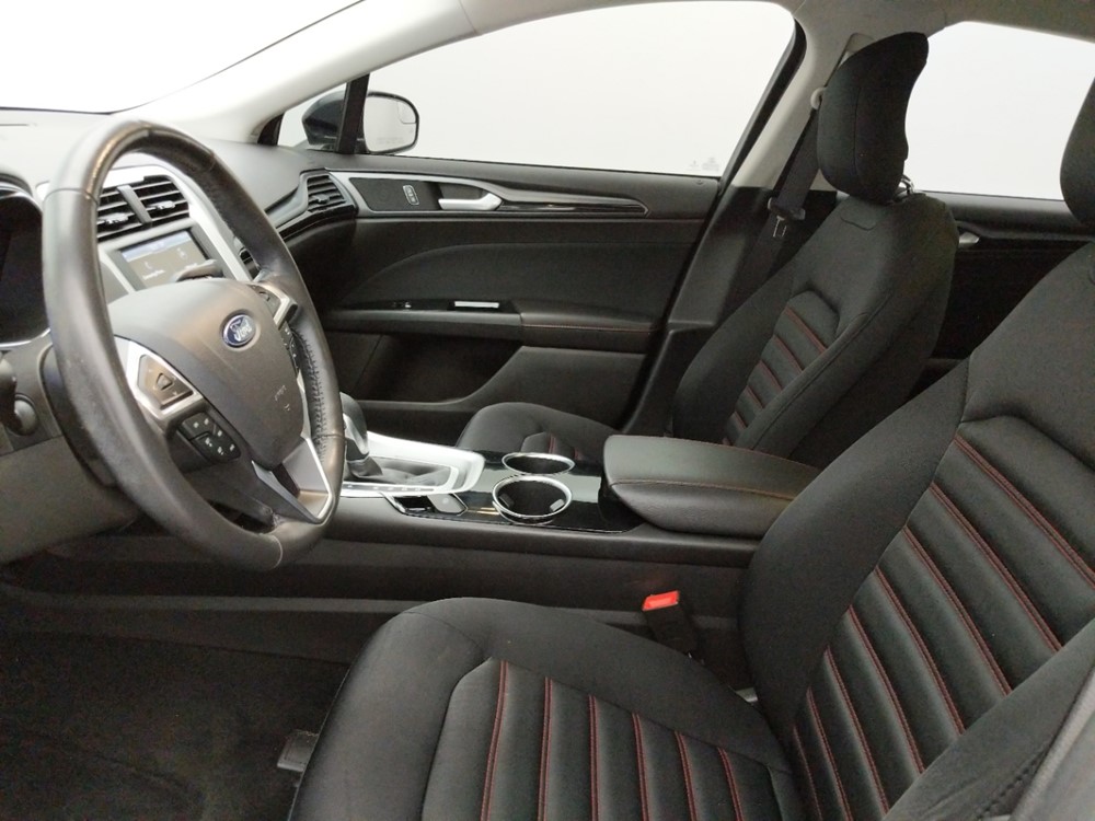 2014 Ford Fusion - Driver Front Seat
