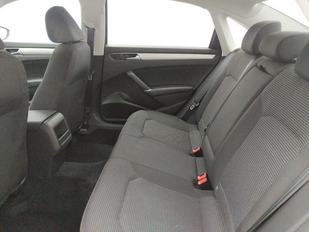 2016 Volkswagen Passat - Driver Rear Seat