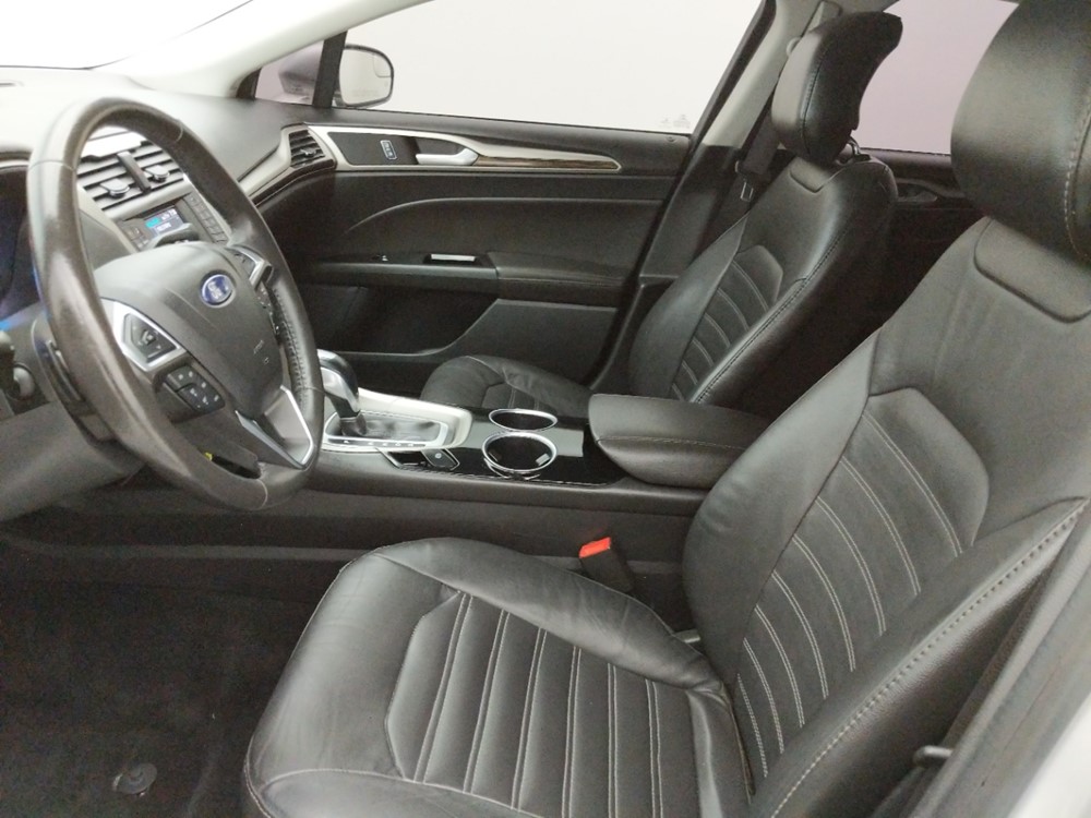 2013 Ford Fusion - Driver Front Seat