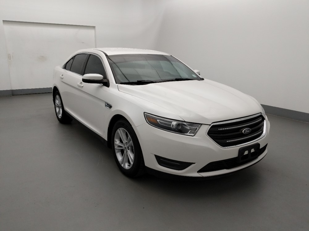 2014 Ford Taurus - Passenger Front Bumper
