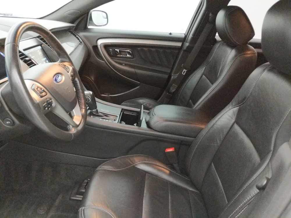 2014 Ford Taurus - Driver Front Seat