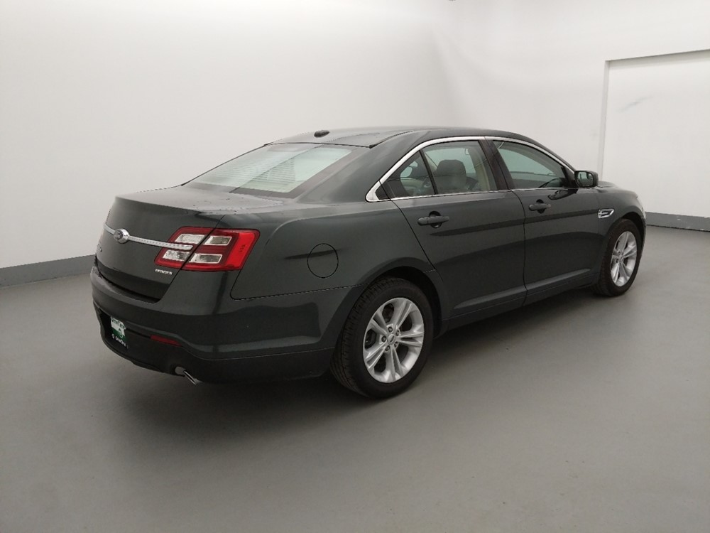 2016 Ford Taurus - Passenger Rear Side