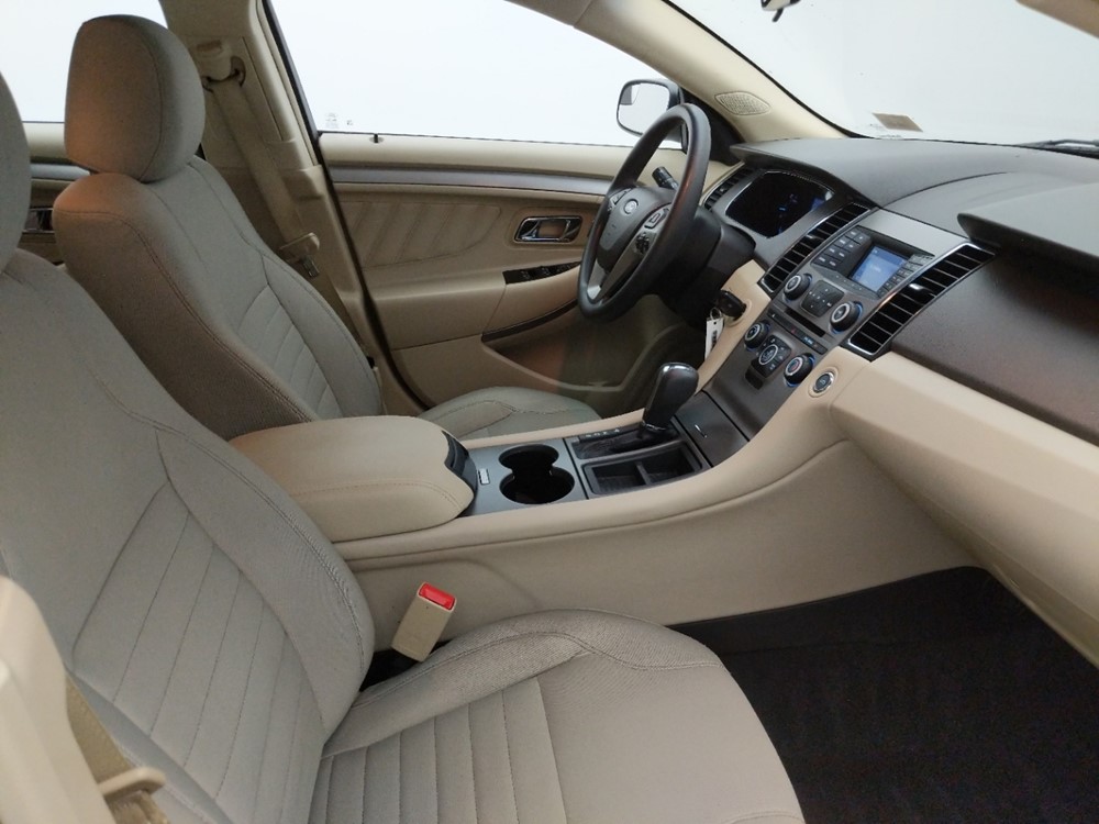 2016 Ford Taurus - Driver Dash