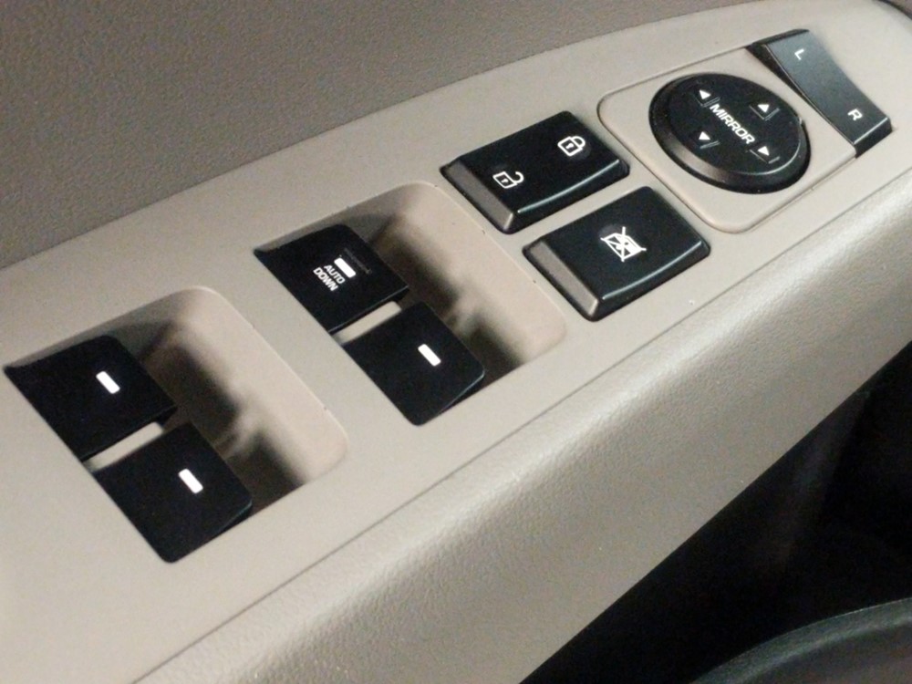 2017 Hyundai Elantra - Driver Power Windows/Lock Control