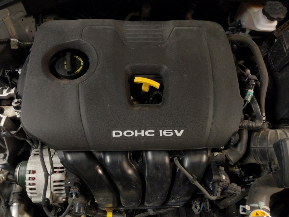 2017 Hyundai Elantra - Engine