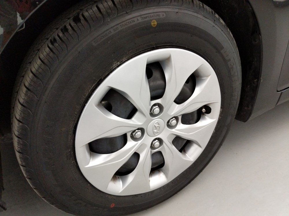 2017 Hyundai Accent - Wheel