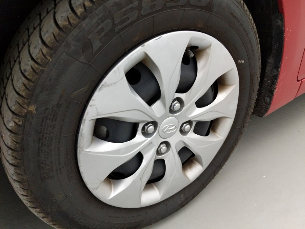 2017 Hyundai Accent - Wheel