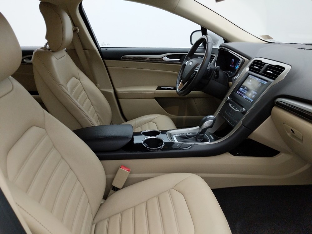 2014 Ford Fusion - Passenger Front Seat