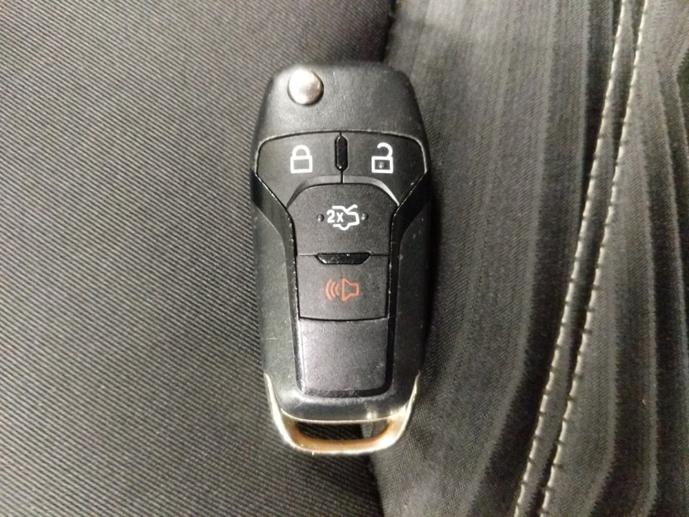 2016 Ford Fusion - Keys