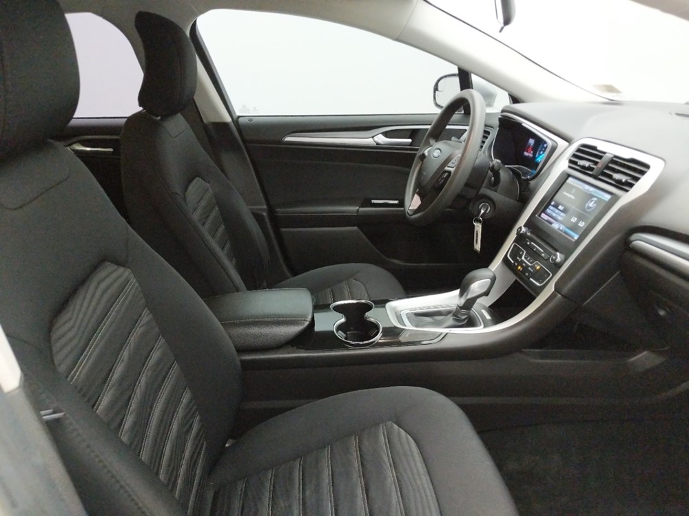 2016 Ford Fusion - Passenger Front Seat