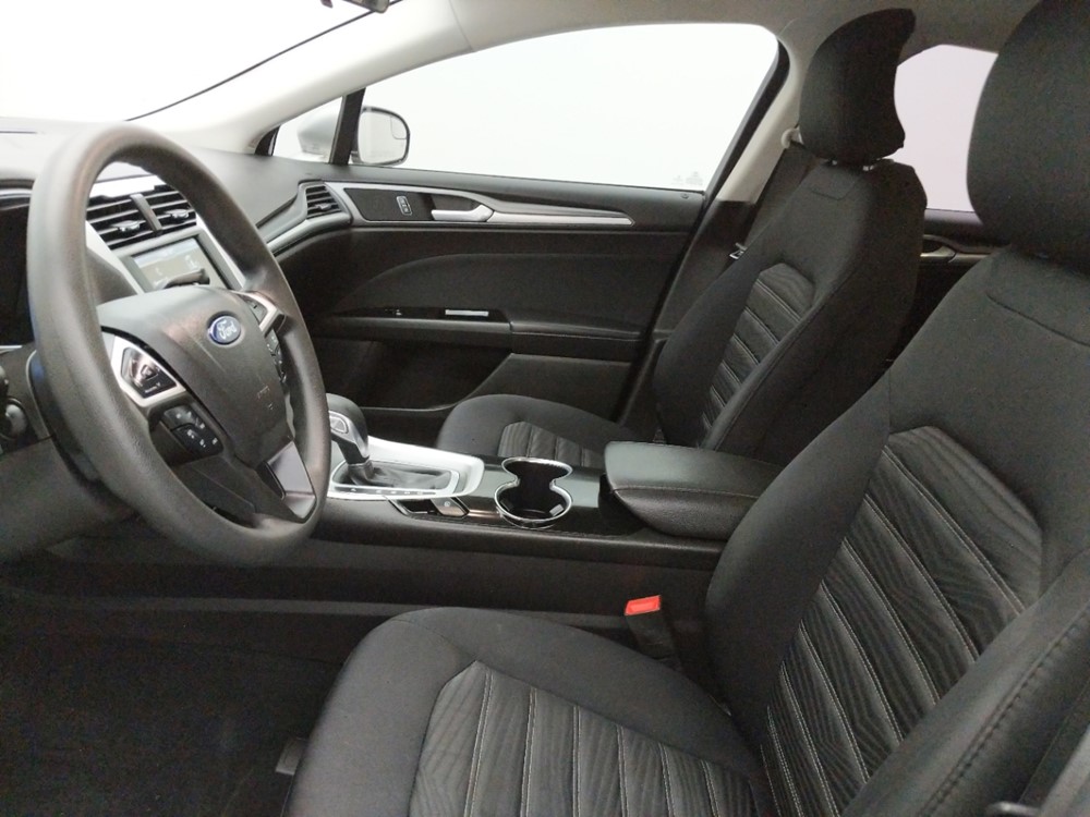 2016 Ford Fusion - Driver Front Seat