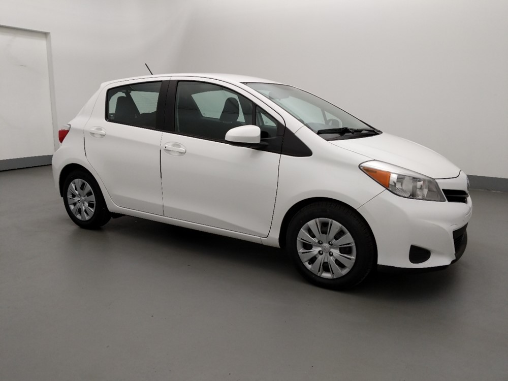 2014 Toyota Yaris - Passenger Front Side