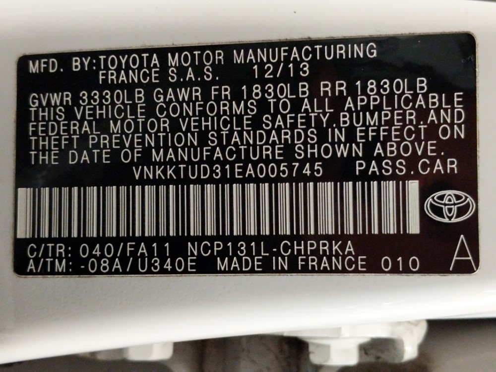 2014 Toyota Yaris - VIN Plate