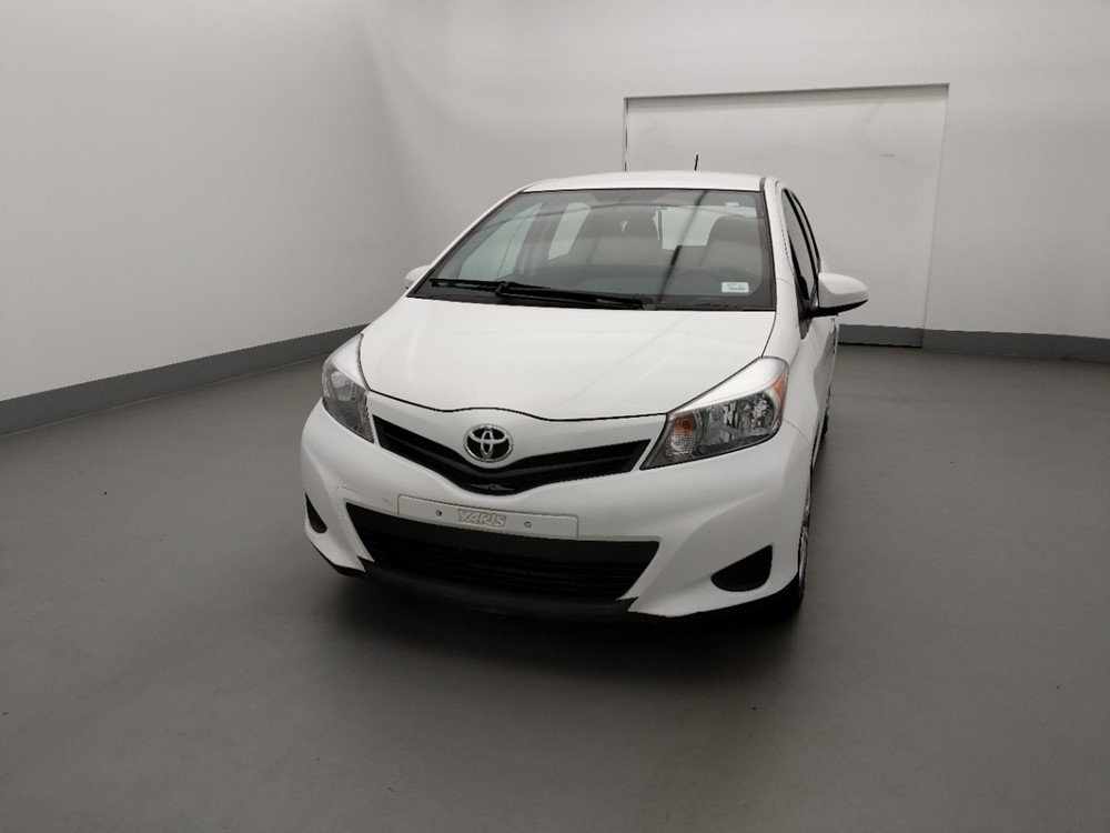 2014 Toyota Yaris - Driver Front Hood