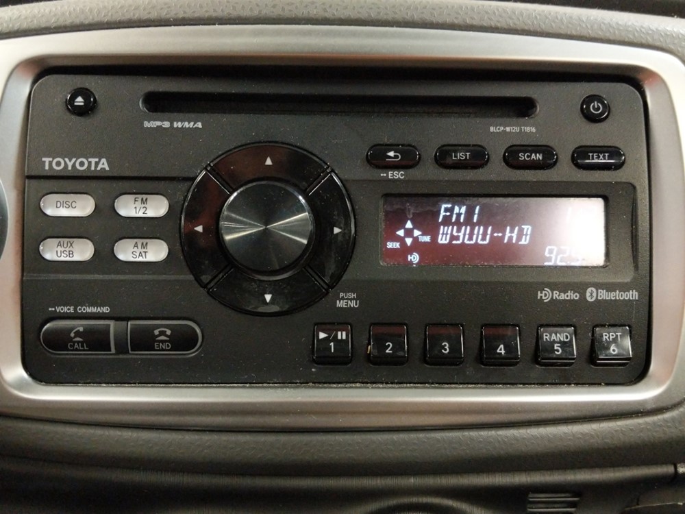 2014 Toyota Yaris - Stereo Package