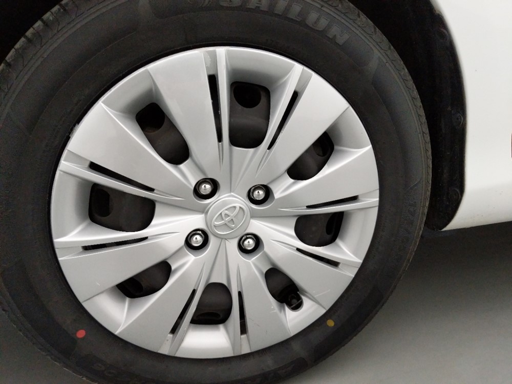 2014 Toyota Yaris - Wheel