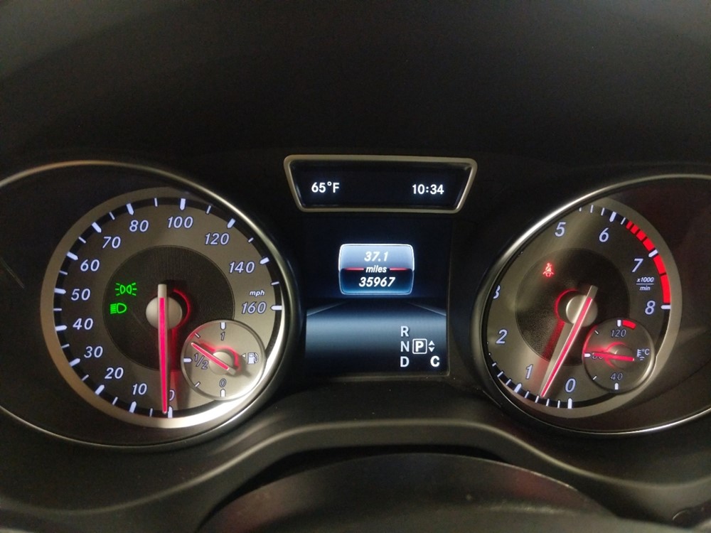 2016 Mercedes-Benz GLA250 - Odometer Close Up