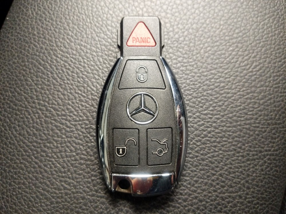 2016 Mercedes-Benz GLA250 - Keys