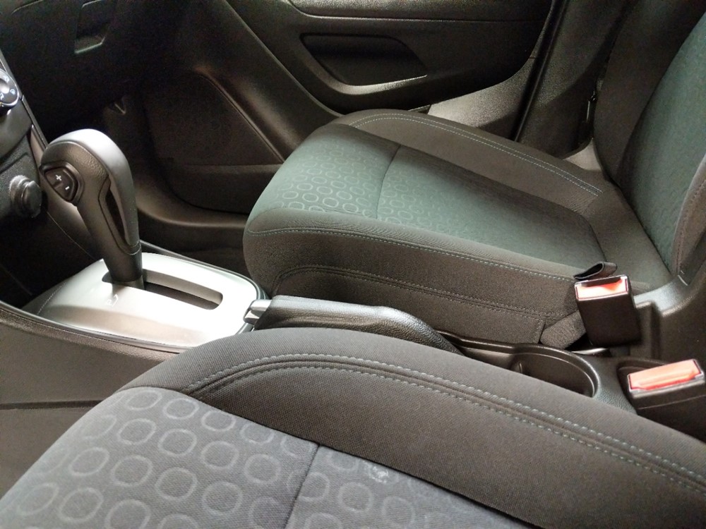2016 Chevrolet Trax - Center Console/Cup Holders
