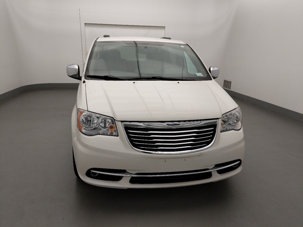 2013 Chrysler Town and Country - Passenger Front Hood