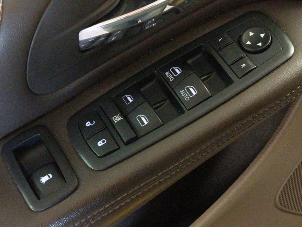 2013 Chrysler Town and Country - Driver Power Windows/Lock Control