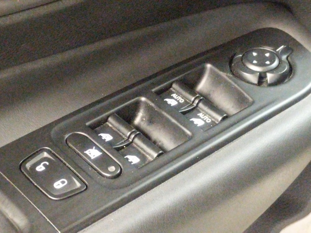 2015 Jeep Renegade - Driver Power Windows/Lock Control