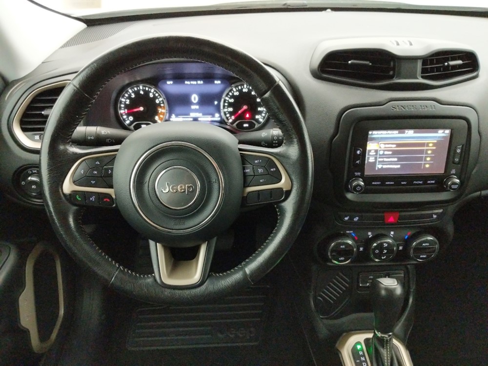 2015 Jeep Renegade - Driver Dash