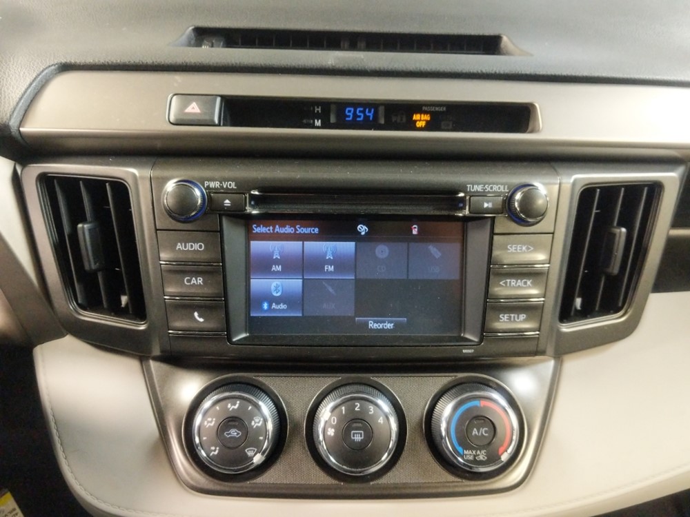 2015 Toyota RAV4 - Stereo Package