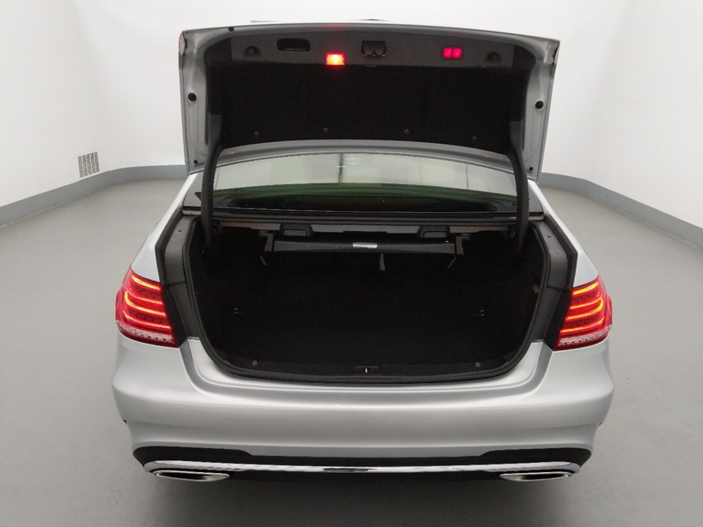 2016 Mercedes-Benz E350 - Trunk
