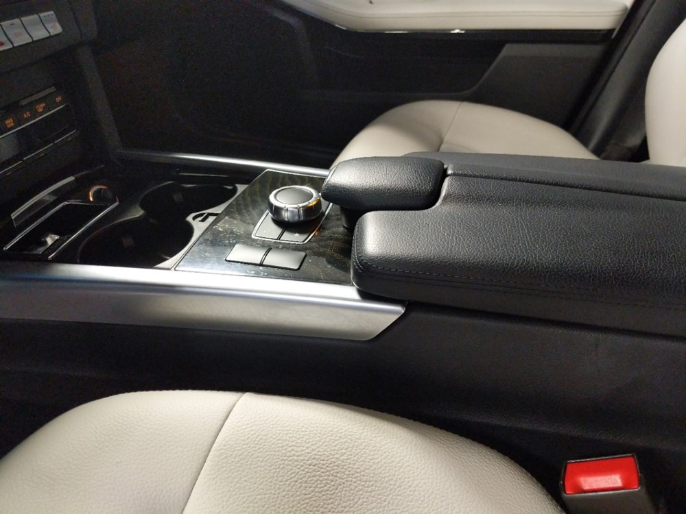 2016 Mercedes-Benz E350 - Center Console/Cup Holders