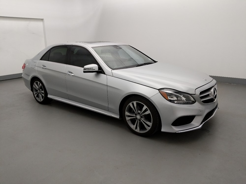 2016 Mercedes-Benz E350 - Passenger Front Side