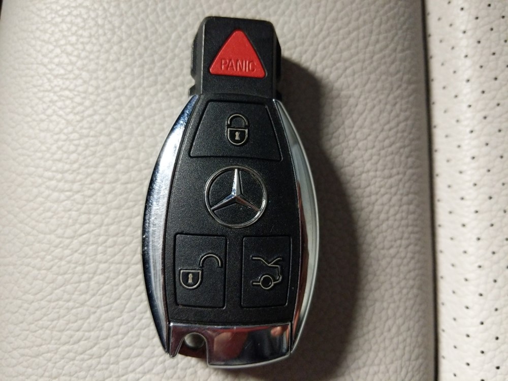 2016 Mercedes-Benz E350 - Keys
