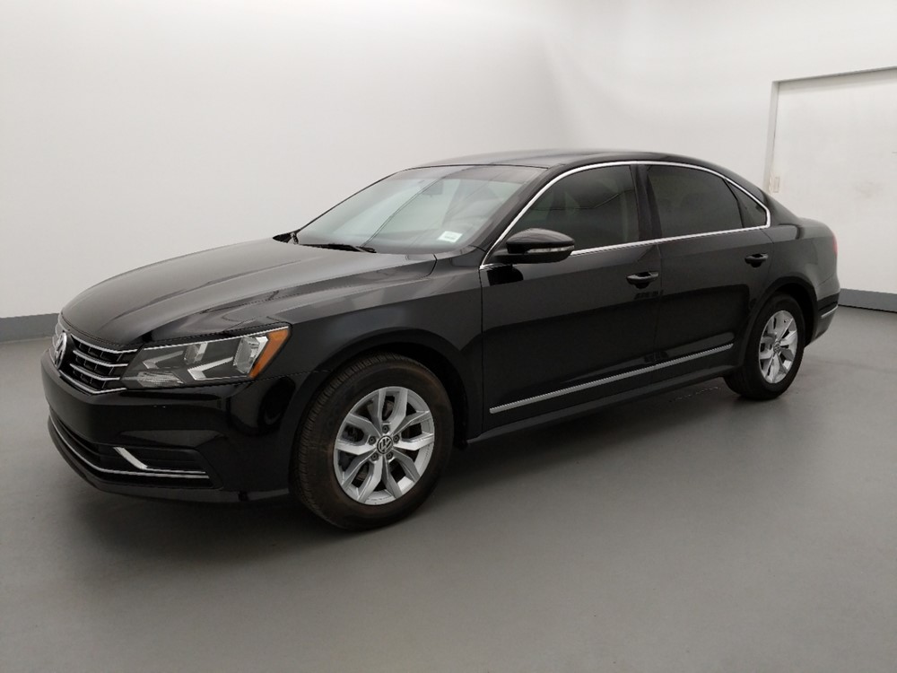 2016 Volkswagen Passat - Driver Front Side