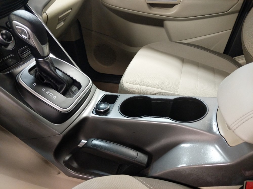 2013 Ford Escape - Center Console/Cup Holders