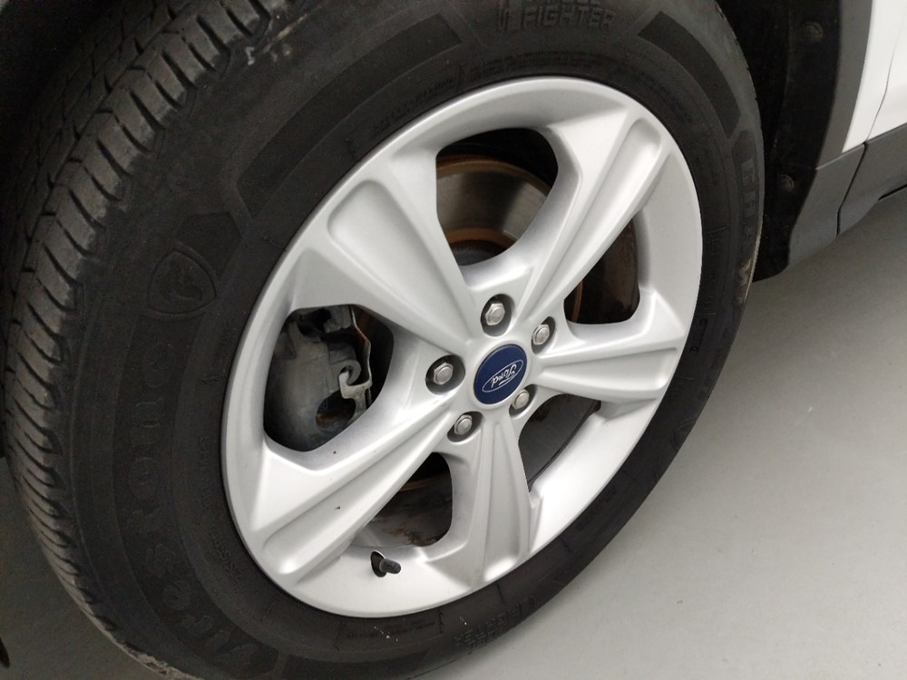 2013 Ford Escape - Wheel