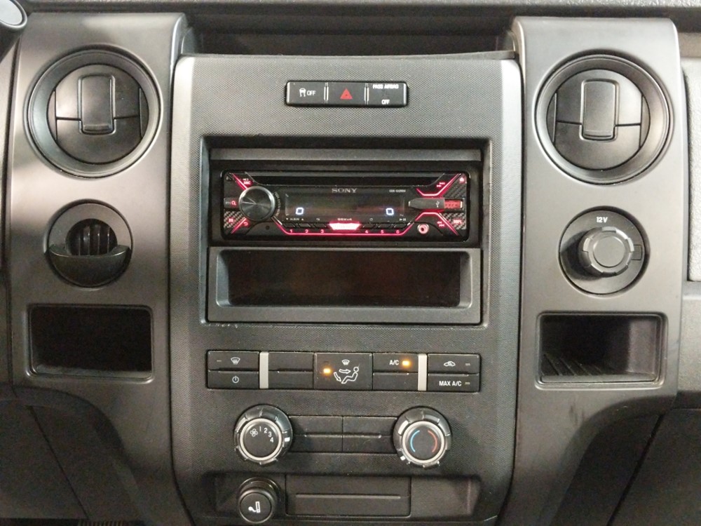 2011 Ford F-150 - Stereo Package