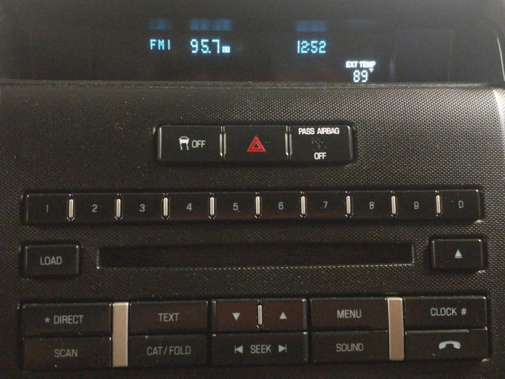 2011 Ford F-150 - Stereo Package