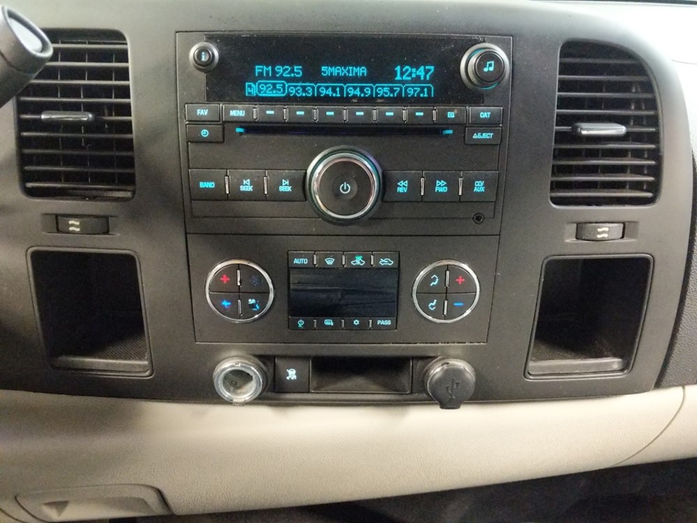 2011 Chevrolet Silverado 1500 - Stereo Package