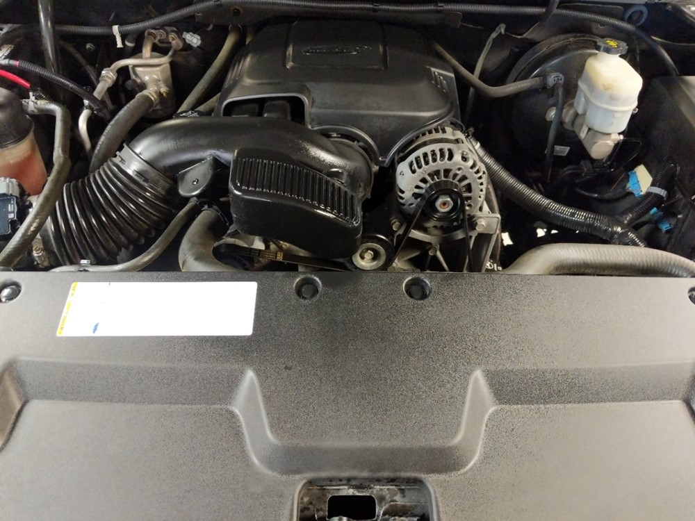 2011 Chevrolet Silverado 1500 - Engine
