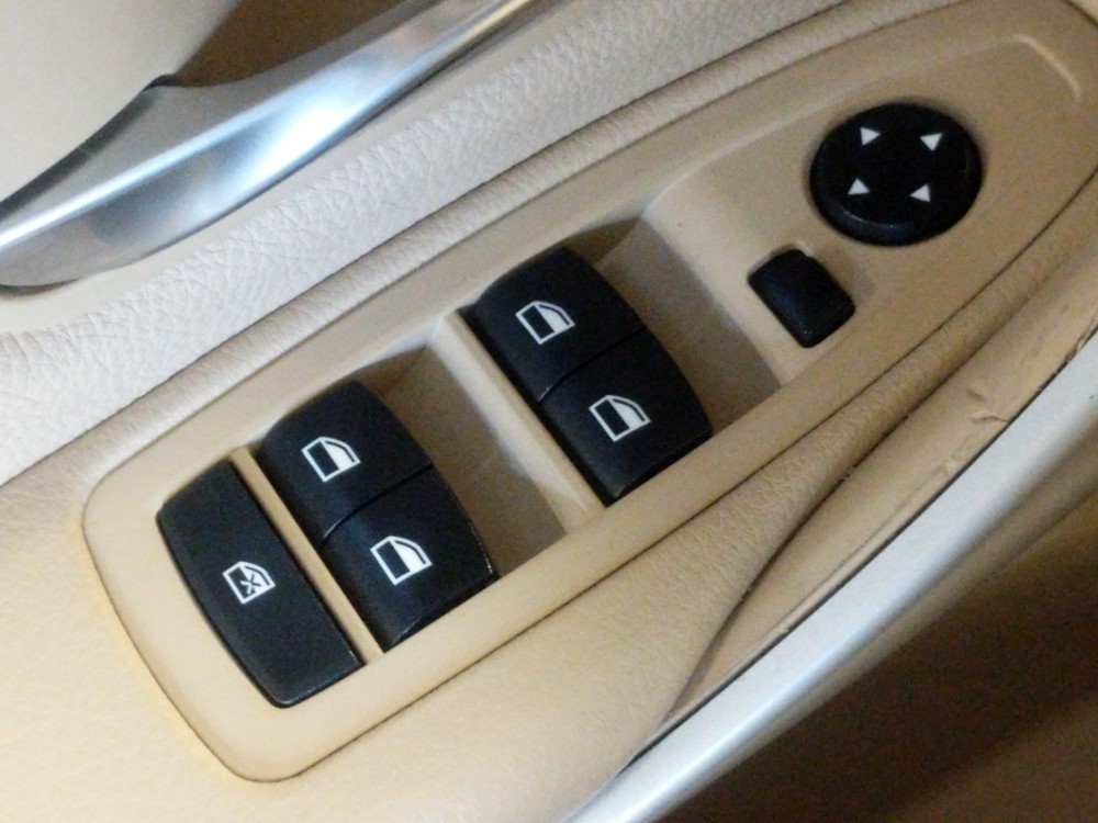 2013 BMW 320i - Driver Power Windows/Lock Control