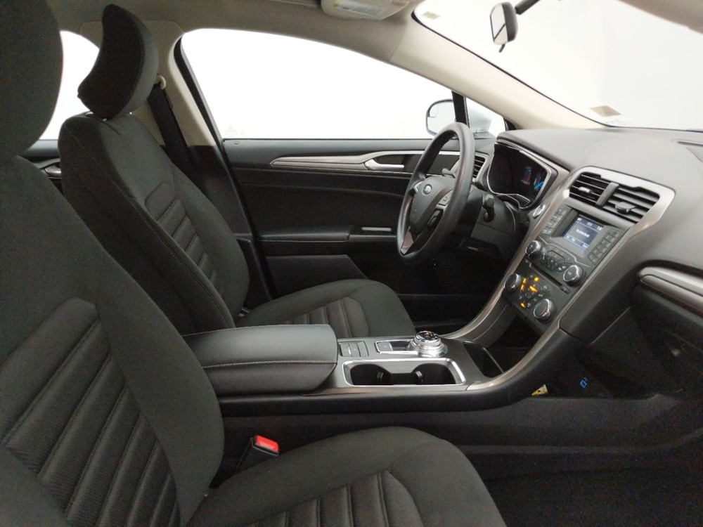 2017 Ford Fusion - Passenger Front Seat