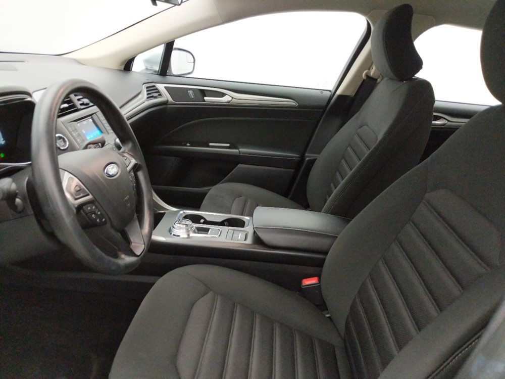 2017 Ford Fusion - Driver Front Seat