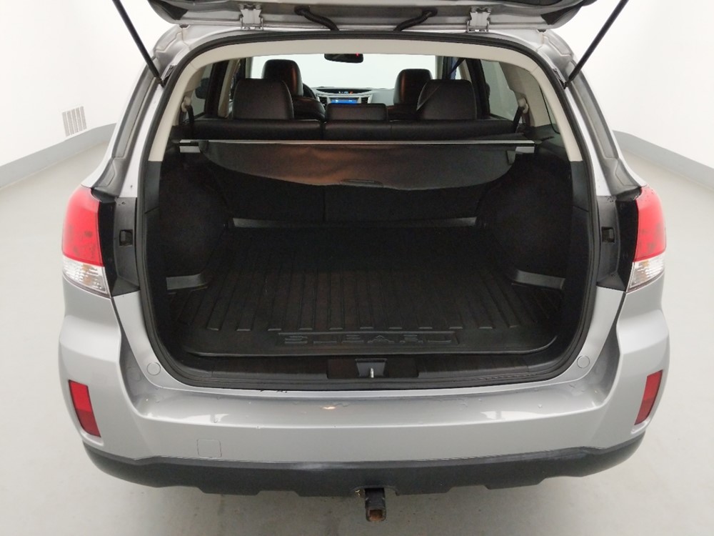 2010 Subaru Outback - Trunk