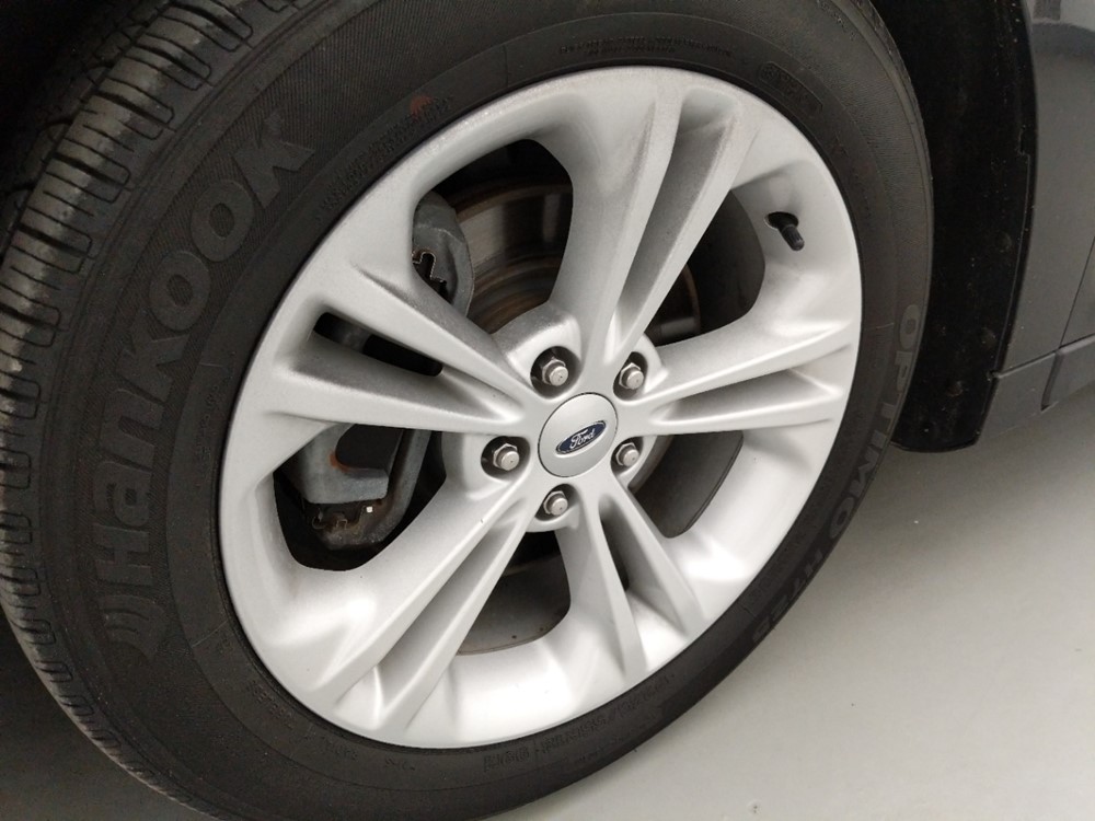 2015 Ford Taurus - Wheel