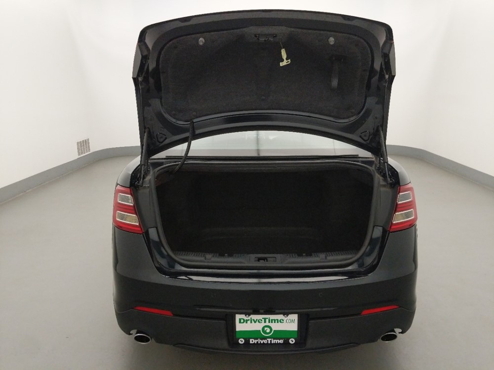 2015 Ford Taurus - Trunk