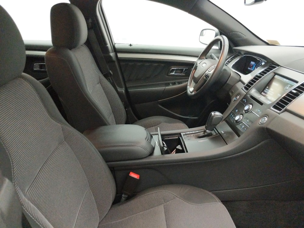 2015 Ford Taurus - Passenger Front Seat