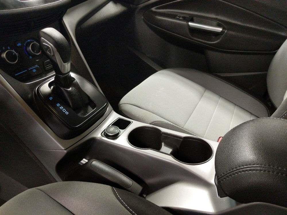 2016 Ford Escape - Center Console/Cup Holders